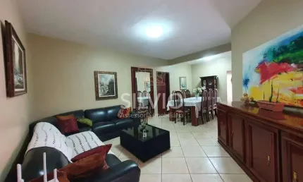 Casa térrea em condomínio em arniqueiras sha, cj. 05, com 03 quartos, sendo 3 suítes, na laje, piscina e churrasqueira.