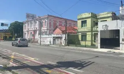 Ponto Comercial à venda no bairro Benfica - Fortaleza/CE