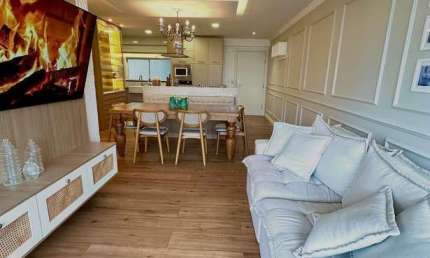 Apartamento com 107 metros 3 quartos 3 garagens já  com todos os móveis localizado no centro do Eusébio Ceará