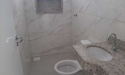 Lindo Apartamento Santa Mônica 2/4  Sendo 1 Suìte Elevador
