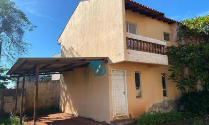 Casa com 3 dormitórios à venda, próximo ao HU , 60 m² por R$ 190.000 - Jardim Guararapes - Londrina/PR