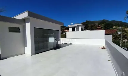 Casa à venda, 240 m² por R$ 1.380.000,00 - Cônego - Nova Friburgo/RJ