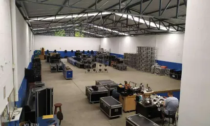 Galpão à venda, 556 m² por R$ 1.750.000,00 - Praça da Furunfa - Nova Friburgo/RJ