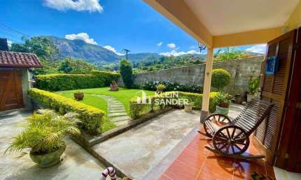 Casa à venda, 200 m² por R$ 980.000,00 - Cônego - Nova Friburgo/RJ