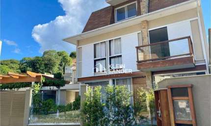 Casa com 3 dormitórios à venda, 274 m² por R$ 2.200.000,00 - Cônego - Nova Friburgo/RJ