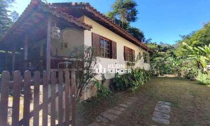 Casa com 4 dormitórios à venda, 115 m² por R$ 649.000,00 - São Pedro da Serra - Nova Friburgo/RJ