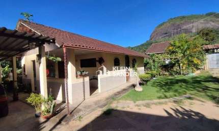 Casa com 3 dormitórios à venda, 80 m² por R$ 357.000,00 - Parada Folly - Nova Friburgo/RJ