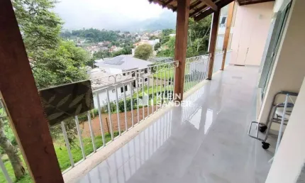 Casa à venda, 390 m² por R$ 980.000,00 - Cônego - Nova Friburgo/RJ