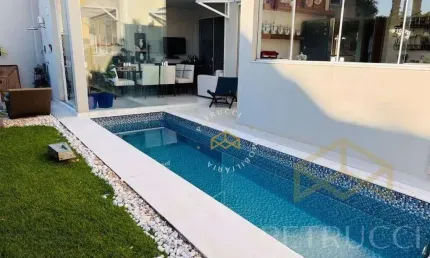 Casa com 3 dormitórios à venda, 300 m² por R$ 2.650.000,00 - Condomínio Vivenda das Quaresmeiras - Valinhos/SP