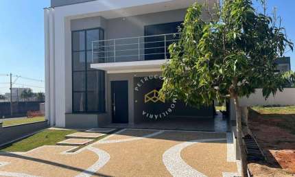 Casa com 3 dormitórios à venda, 165 m² por R$ 990.000,00 - Parque Olívio Franceschini - Hortolândia/SP