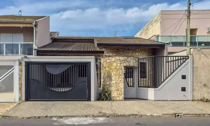 CASA COM 4 QUARTOS E ÁREA GOURMET À VENDA NO JARDIM REGINA, INDAIATUBA/SP