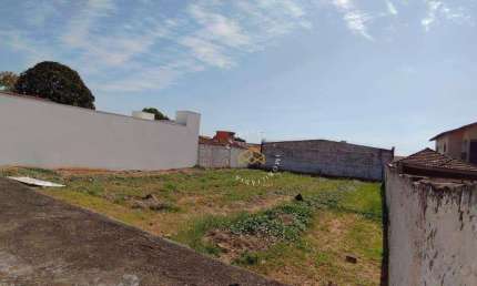 TERRENO AMPLO DE 800M² NO CENTRO DE GARÇA  ÓTIMA LOCALIZAÇÃO