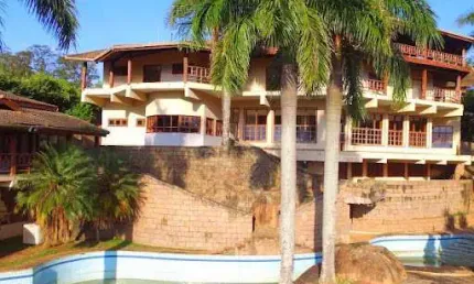PRÉDIO COMERCIAL COM GRANDE  POTENCIAL EM VINHEDO -SP