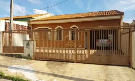 CASA PRA VENDA COM EDICULA AO LADO DA FACULDADE SÃO FRANCISCO CAMPINAS