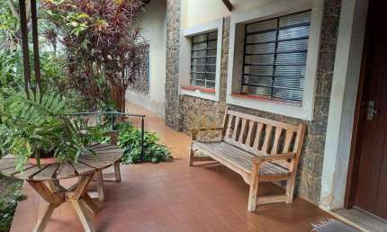Casa com 5 dormitórios à venda, 300 m² por R$ 2.150.000,00 - Centro - Vinhedo/SP