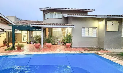 Casa com 4 dormitórios para alugar, 349 m² por R$ 10.456,00/mês - Vila Brandina - Campinas/SP