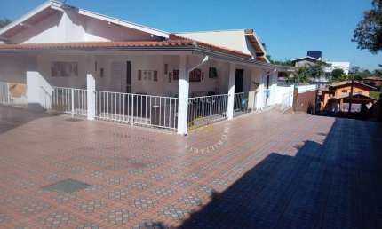Casa com 5 dormitórios à venda, 295 m² por R$ 1.350.000,00 - Vila Hipica - Vinhedo/SP
