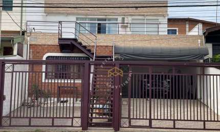Casa com 6 dormitórios à venda, 230 m² - Vila Marieta - Campinas/SP
