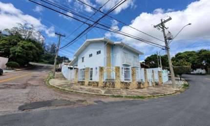 Casa com 3 dormitórios à venda, 260 m² - Jardim das Palmeiras - Valinhos/SP
