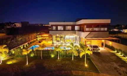 Lindíssimo sobrado à casa a venda no condomínio tamboré - jaguariúna/sp.