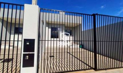 Casa à venda no Jardim Colinas em Londrina. Casa geminada com 2 quartos, sala, cozinha, área de serviço, banheiro social, churrasqueira, 1 vaga de gar