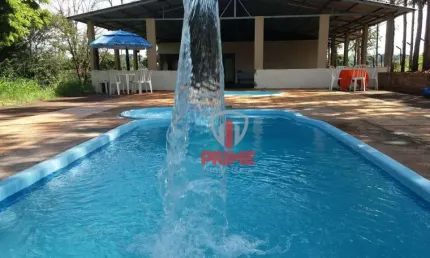 Chácara à venda na Usina Três Bocas em Londrina.   - Com 5596m² com casa de 3 quartos e demais dependências.