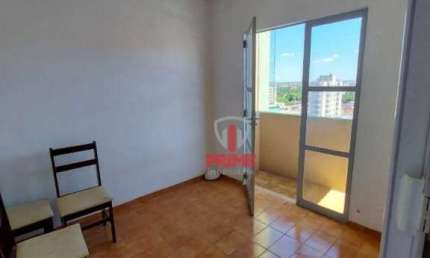 Apartamento à venda no Edifício Dr. Jorge Dib Abussafe no centro de Londrina.