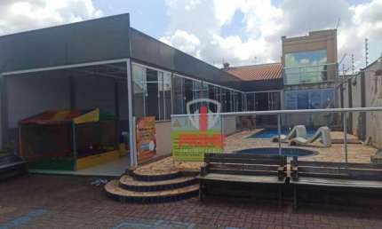 Espaço para festas à venda no Jardim Vale do Cedro em Londrina.