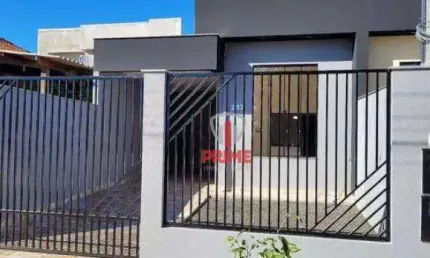 Casa à venda no Jardim Leonor em Londrina. Casa Geminada nova, pronta para morar, com 3 quartos, sala 2 ambientes, cozinha, área de serviço e garagem.