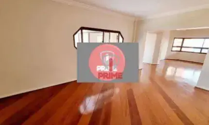 Apartamento à venda no Edifício Barão do Cerro Azul no centro de Londrina.