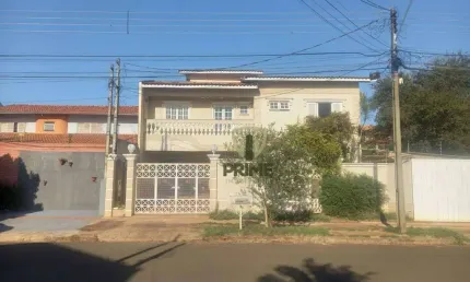 Casa Sobrado à venda no Jardim Mediterrâneo em Londrina.   - Com 4 suítes, 500m2 área construída