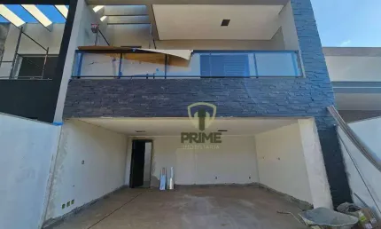 Casa com 3 quartos à venda na Rua Lucília Martina Trannin, 120, Jardim Central Park, Londrina
