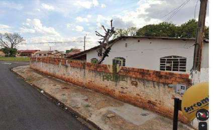 Terreno à venda no Barbeta na Zona Norte em Londrina.