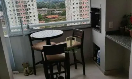 Apartamento à venda no Solar Mirador no Aurora em Londrina. Com 3 quartos, sendo 1 suíte, cozinha planejada e armários em todos os quartos e banheiro