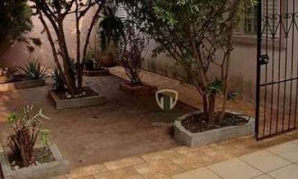 Casa com 3 quartos à venda na Rua das Mangueiras, 285, Jardim Morumbi, Londrina