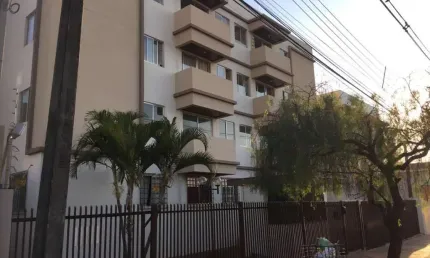 Apartamento à venda no Portal de Versalhes I, em Londrina,