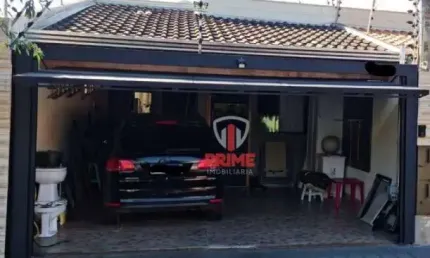 Casa à venda no Parque Residencial João Piza em Londrina. Com 3 quartos sendo 1 suíte, sala, copa, cozinha, churrasqueira, área de serviço, baheiro so