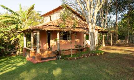 Casa com 4 quartos para alugar na Estrada Jucá Mingote, 12, Centro, São Jerônimo da Serra, 150 m2 por R$ 2.500