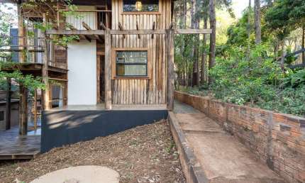 Casa com 2 quartos para alugar na Estrada Jucá Mingote, 12, Centro, São Jerônimo da Serra, 73 m2 por R$ 2.000