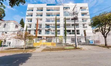 Apartamento com 1 quarto para alugar na Rua Barão de Antonina, 330, São Francisco, Curitiba por R$ 2.200