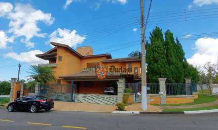 Sobrado com 4 dormitórios à venda, 467 m² por R$ 2.300.000,00 - Condomínio Shambala I - Atibaia/SP