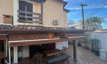 Sobrado com 2 dormitórios à venda, 92 m² por R$ 850.000 - Maitinga - Bertioga/SP