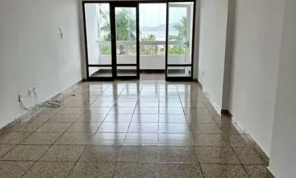 Apartamento com 3 dormitórios à venda, 150 m² por R$ 820.000 - Itararé - São Vicente/SP