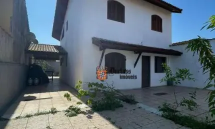 Sobrado com 3 dormitórios à venda, 178 m² por R$ 540.000,00 - Estância Balneária Belmira Novaes - Peruíbe/SP
