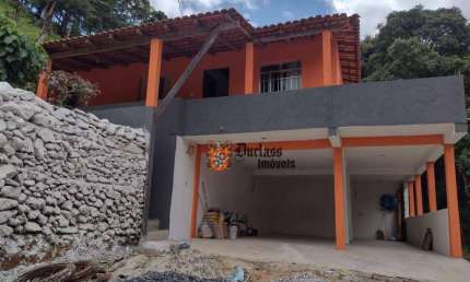 Chácara com 3 dormitórios à venda, 27000 m² por R$ 420.000,00 - Paiol Queimado - Camanducaia/MG