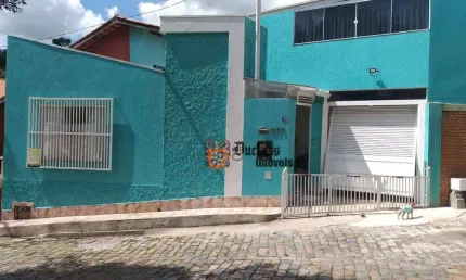 Sobrado com 3 dormitórios à venda, 109 m² por R$ 560.000 - Morbidelli - Extrema/MG