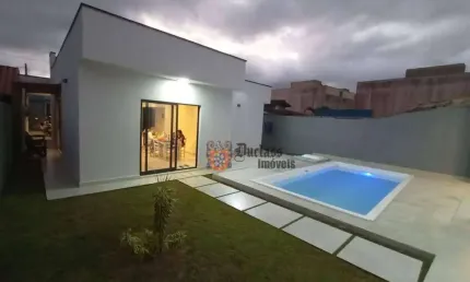 Casa com 3 dormitórios à venda, 179 m² por R$ 990.000 - Pontal de Santa Marina - Caraguatatuba/SP