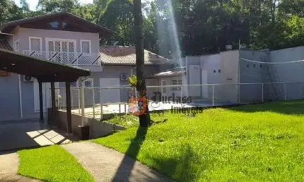 Casa com 3 suítes à venda, 290 m² por R$ 1.800.000 - Jardim Celeste - Jundiaí/SP