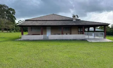 Chácara / sítio com 3 quartos à venda na Rua Campos Salles, 100, Centro, Itapetininga