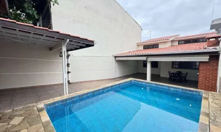 Casa com piscina à venda no Bairro Jardim Santa Barbara em, Sorocaba/SP